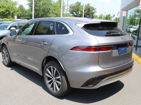 New 2026 Jaguar F-PACE R-Dynamic S image 10