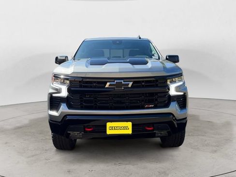 Used 2025 Chevrolet Silverado 1500 LT Trail Boss w/ Convenience Package II AWD/4WD image 8