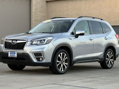 Used 2020 Subaru Forester Limited w/ Popular Package #3 image 6