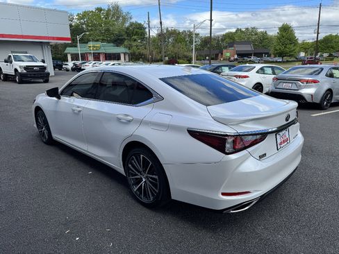 Used 2025 Lexus ES 350 w/ Premium Package FWD image 7