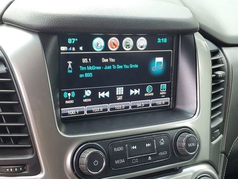 Used 2020 Chevrolet Suburban LT AWD/4WD image 13
