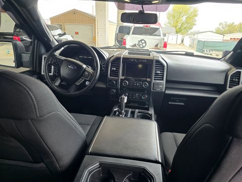 Used 2017 Ford F150 XLT w/ Equipment Group 302A Luxury image 12