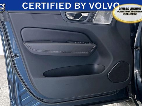 Certified 2023 Volvo XC60 B5 Ultimate w/ Protection Package Premier image 24