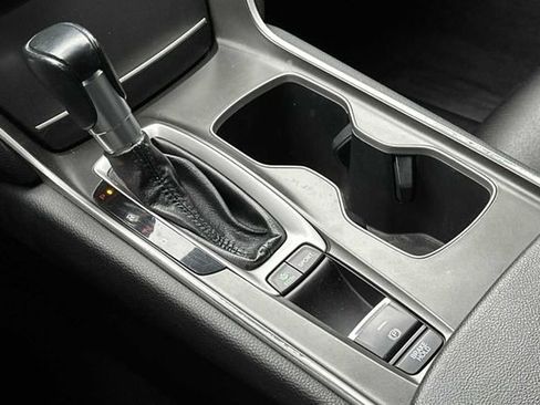 Used 2019 Honda Accord Sport image 18