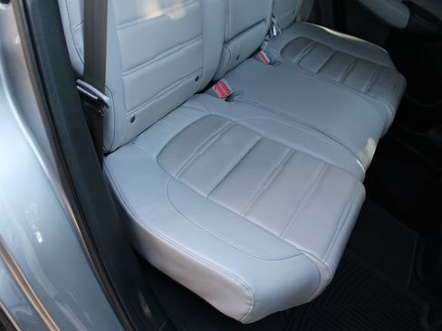 Used 2017 Honda CR-V Touring image 25