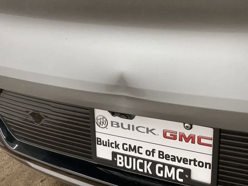 Used 2025 Chevrolet Equinox EV LT w/ Convenience Package image 29