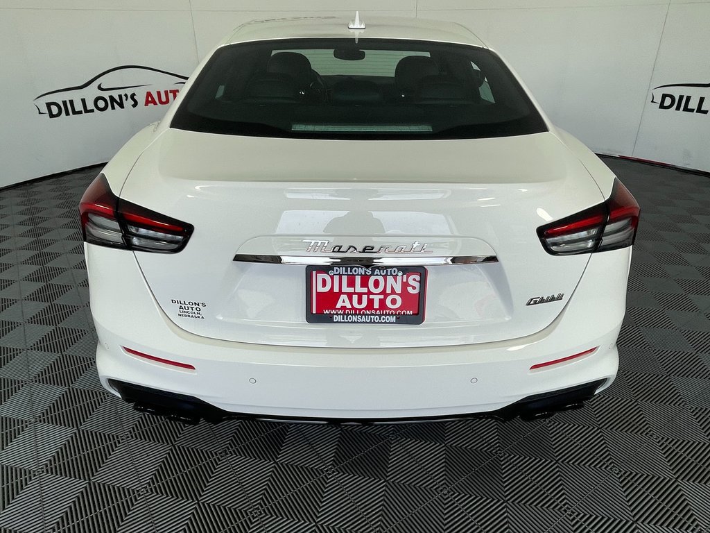 Used 2022 Maserati Ghibli Modena RWD image 5
