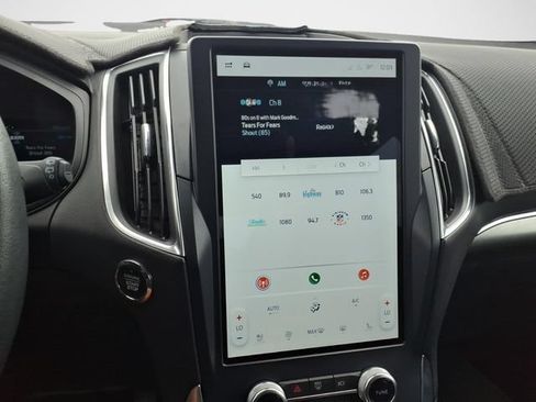 Used 2023 Ford Edge Titanium AWD/4WD image 22