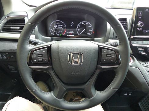 Used 2025 Honda Odyssey EX-L image 46