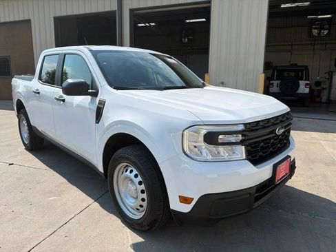 Used 2024 Ford Maverick XL FWD image 1