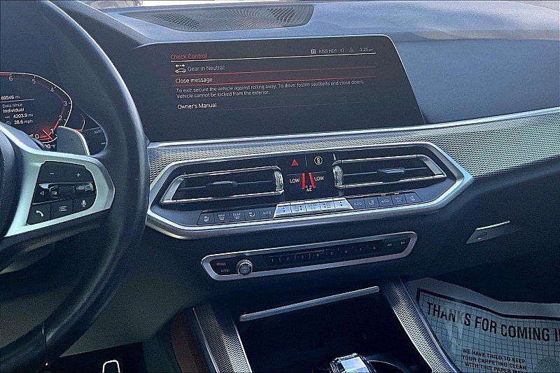 Used 2019 BMW X5 xDrive50i w/ M Sport Package AWD/4WD image 6