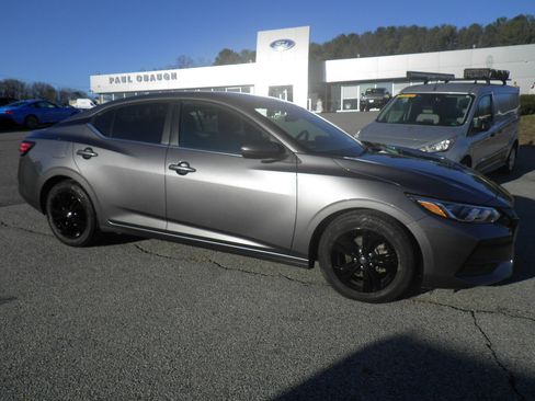 Used 2023 Nissan Sentra SV w/ All-Weather Package image 7