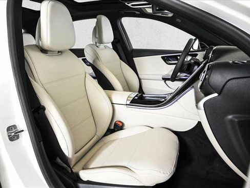 New 2026 Mercedes-Benz C 300 4MATIC Sedan image 23