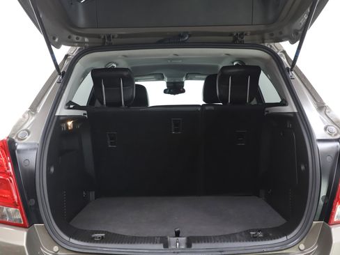 Used 2021 Chevrolet Trax LT image 16