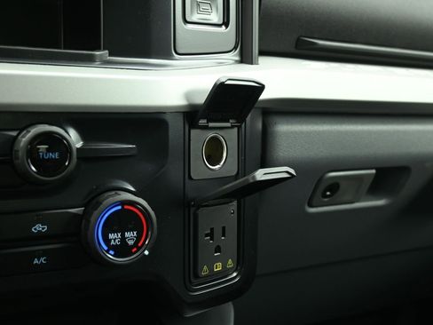 New 2026 Ford F250 XLT w/ FX4 Off-Road Package image 17