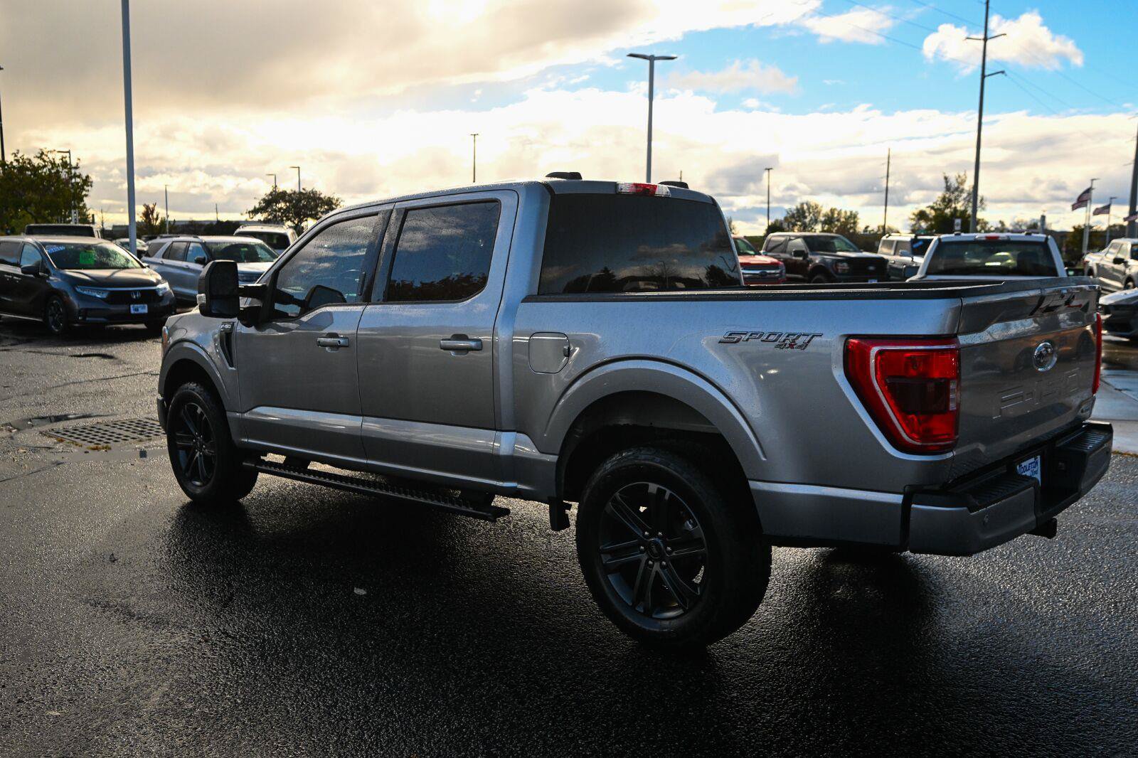 Used 2022 Ford F150 XLT w/ Equipment Group 302A High AWD/4WD image 7