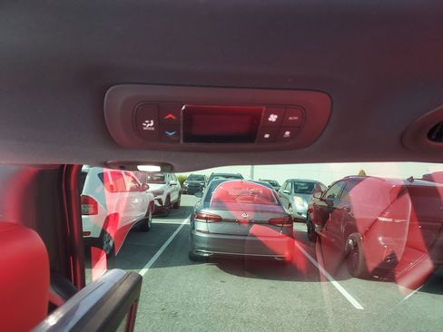 Used 2020 Chrysler Pacifica Limited w/ Quick Oder Package 2EV RED-S image 34