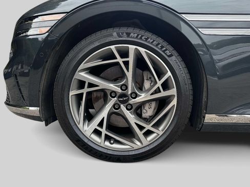 Used 2023 Genesis G90 3.5T AWD/4WD image 8