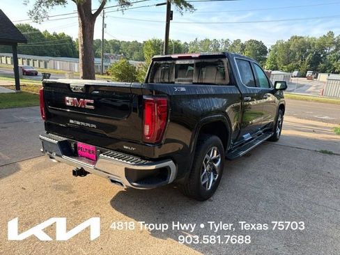 Used 2024 GMC Sierra 1500 SLT w/ SLT Premium Package AWD/4WD image 11