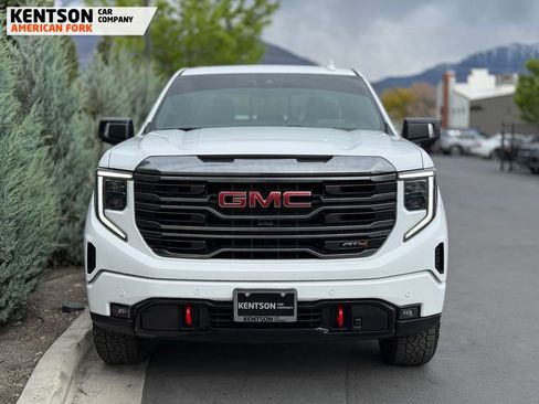 Used 2024 GMC Sierra 1500 AT4 w/ Technology Package image 2
