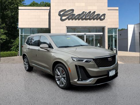Certified 2023 Cadillac XT6 Premium Luxury AWD/4WD image 7