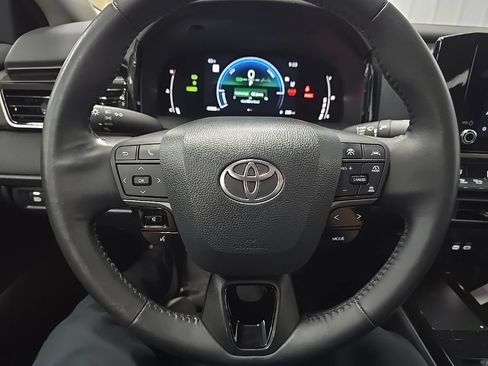 Used 2025 Toyota Camry LE w/ Convenience Package AWD/4WD image 18