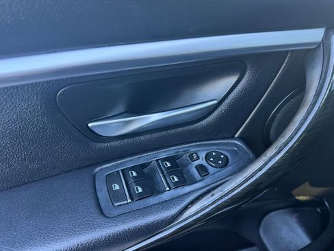 Used 2018 BMW 330i Sedan w/ Convenience Package image 27