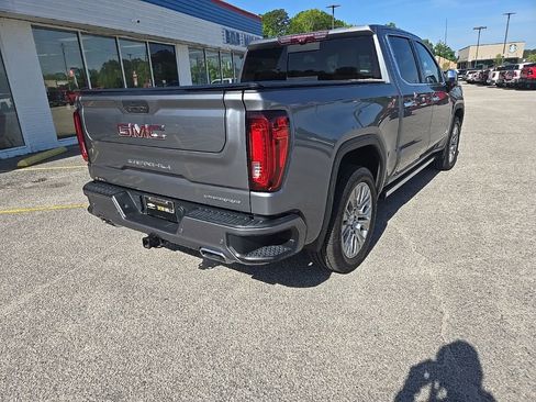 Used 2021 GMC Sierra 1500 Denali w/ Denali Ultimate Package image 4