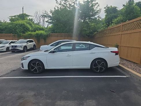 Certified 2024 Nissan Altima 2.5 SR FWD image 4