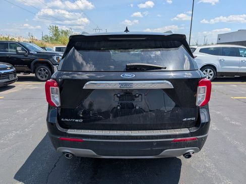 Used 2021 Ford Explorer Limited w/ Equipment Group 301A AWD/4WD image 7