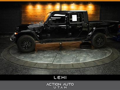 Used 2023 Jeep Gladiator Sport