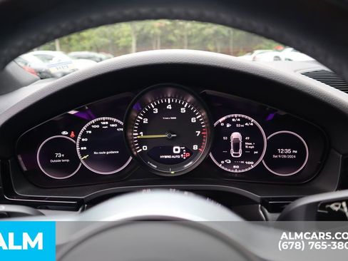 Used 2022 Porsche Cayenne E-Hybrid Coupe image 37