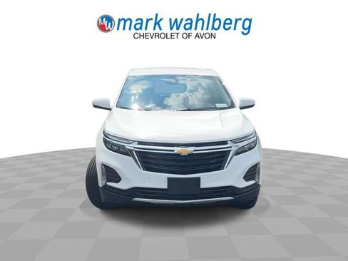 Used 2024 Chevrolet Equinox LT FWD image 3