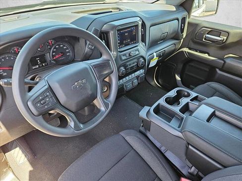 New 2026 Chevrolet Silverado 1500 Custom Trail Boss w/ Dark Appearance Package AWD/4WD image 3