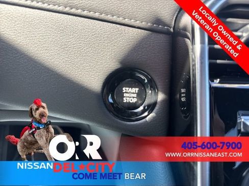 New 2025 Nissan Armada SL w/ Captain's Chari Seat Package image 25