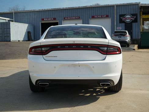 Used 2022 Dodge Charger SXT w/ Leather Interior Group image 13