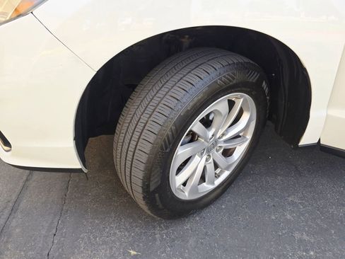 Used 2017 Acura RDX FWD image 11