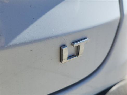 New 2026 Chevrolet Trax LT w/ Driver Confidence Package image 5