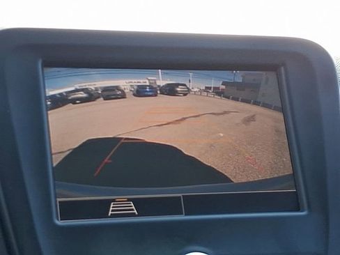 Used 2022 Chevrolet Equinox LT image 18