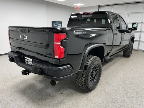 Used 2025 Chevrolet Silverado 2500 ZR2 w/ ZR2 Bison Edition AWD/4WD image 10