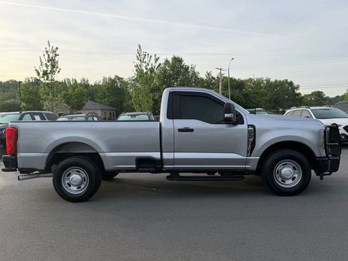 Used 2024 Ford F250 XL RWD image 2