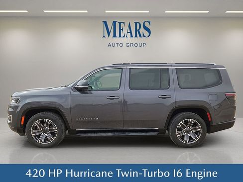 Used 2024 Jeep Wagoneer Series II w/ Flexible Seating Group image 3