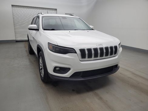 Used 2020 Jeep Cherokee Latitude Plus image 14