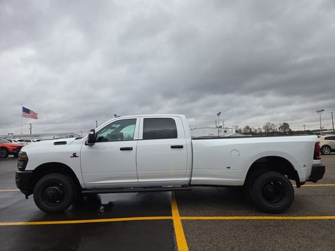 New 2026 RAM 3500 Tradesman image 2