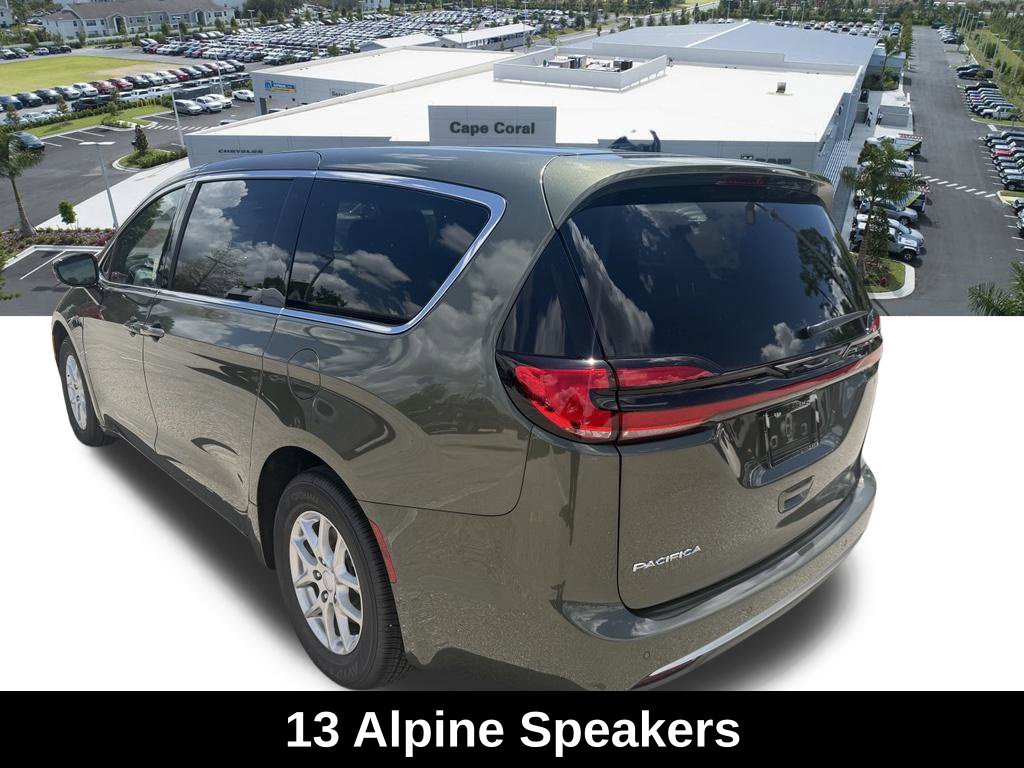 New 2027 Chrysler Pacifica Select w/ Family Tech Group FWD image 5