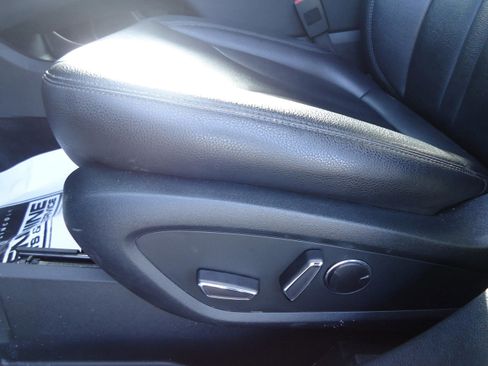 Used 2022 Lincoln Nautilus AWD image 22