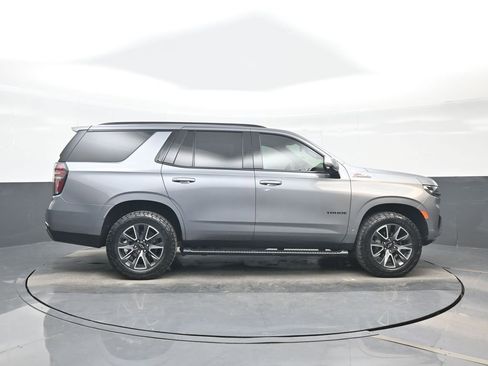 Used 2022 Chevrolet Tahoe Z71 w/ Z71 Off-Road Package AWD/4WD image 7