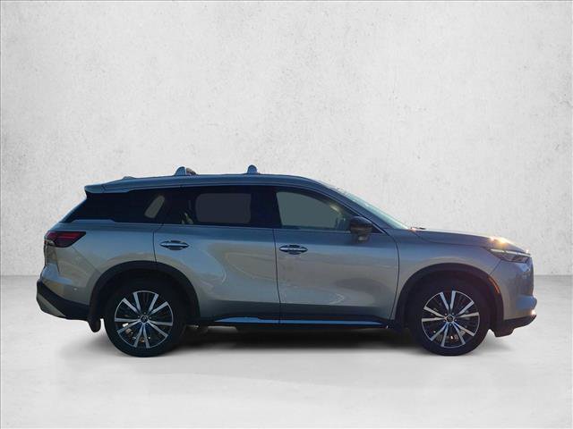 Used 2025 INFINITI QX60 Sensory w/ Vision Package AWD/4WD image 4