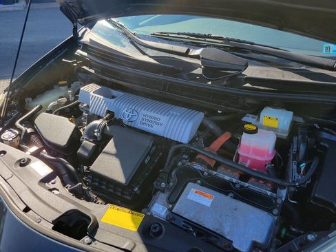 Used 2010 Toyota Prius Two image 32