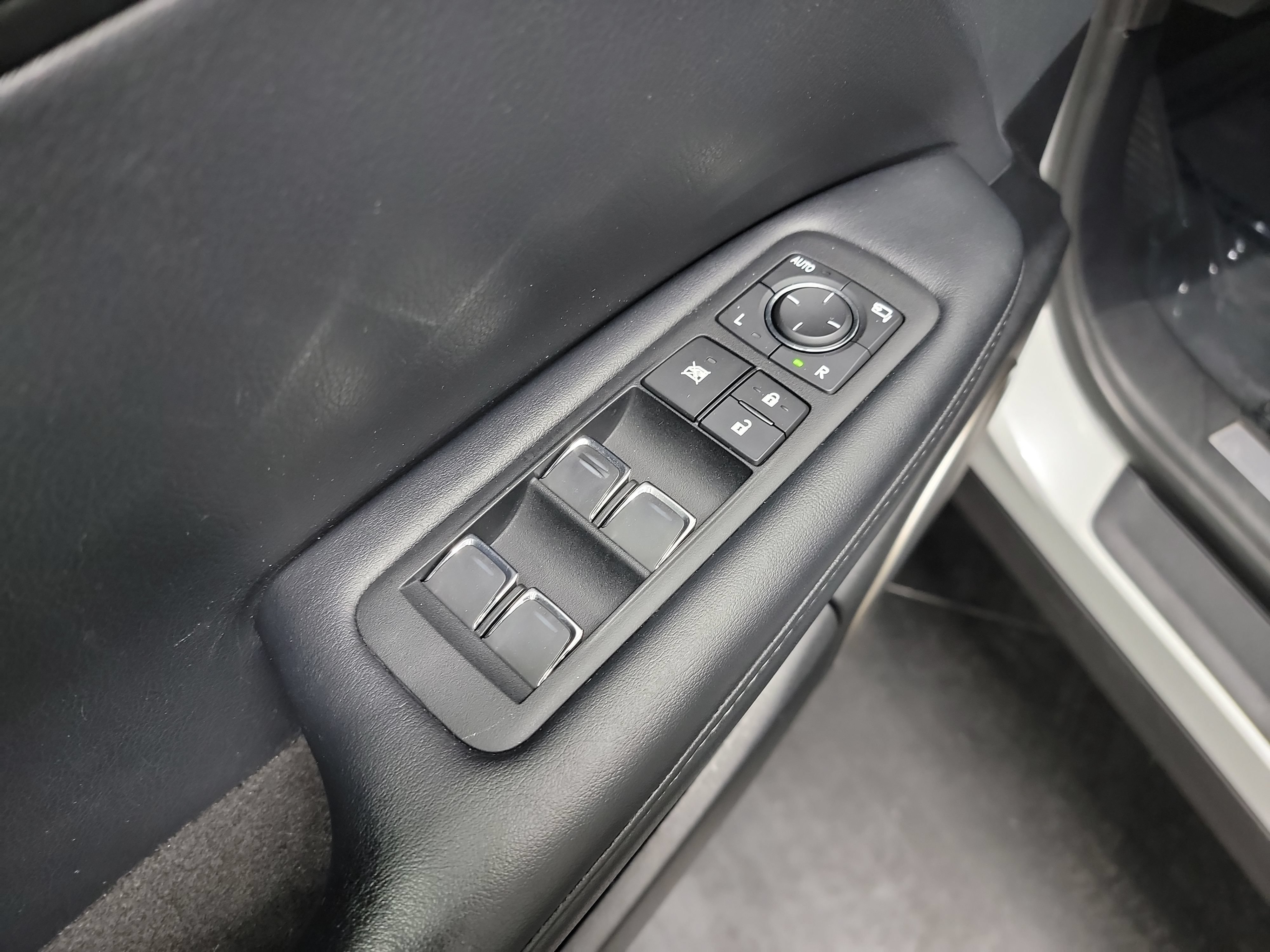 Used 2021 Lexus RX 350 AWD w/ Premium Package image 14